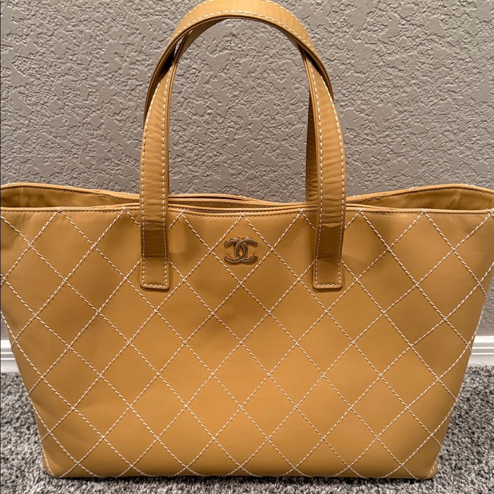 CHANEL Beige Quilted Tote